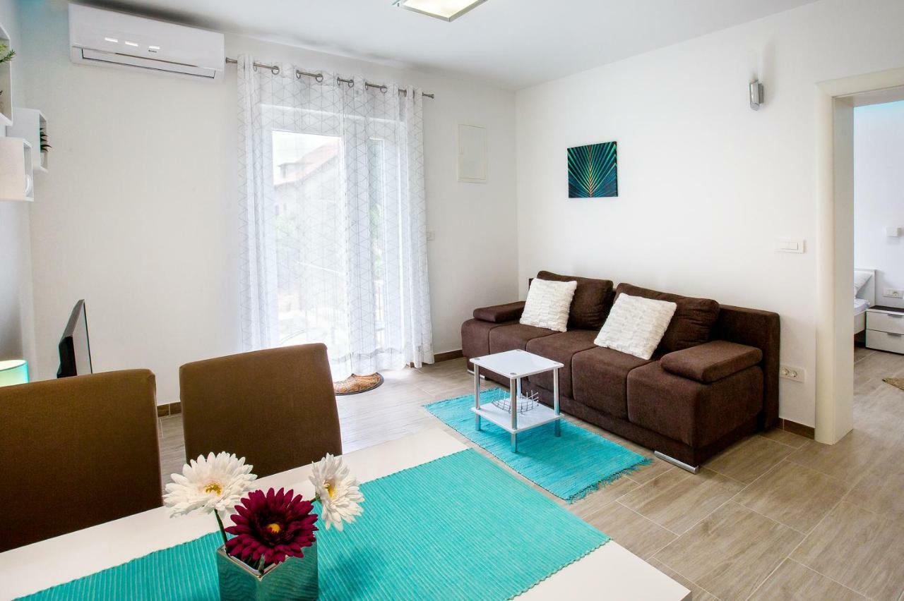 Apartment Nives In The Center - Free Parking Split