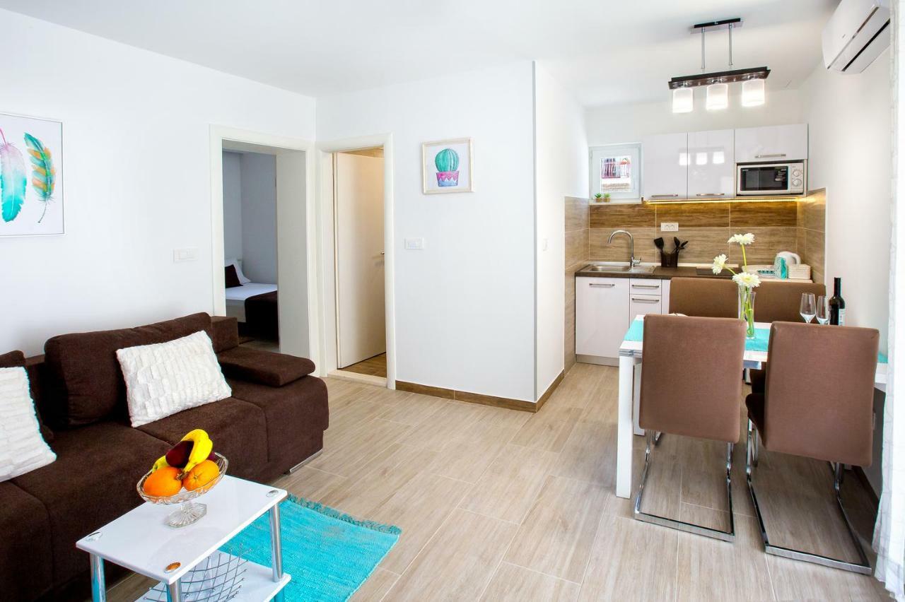 Apartment Nives In The Center - Free Parking *