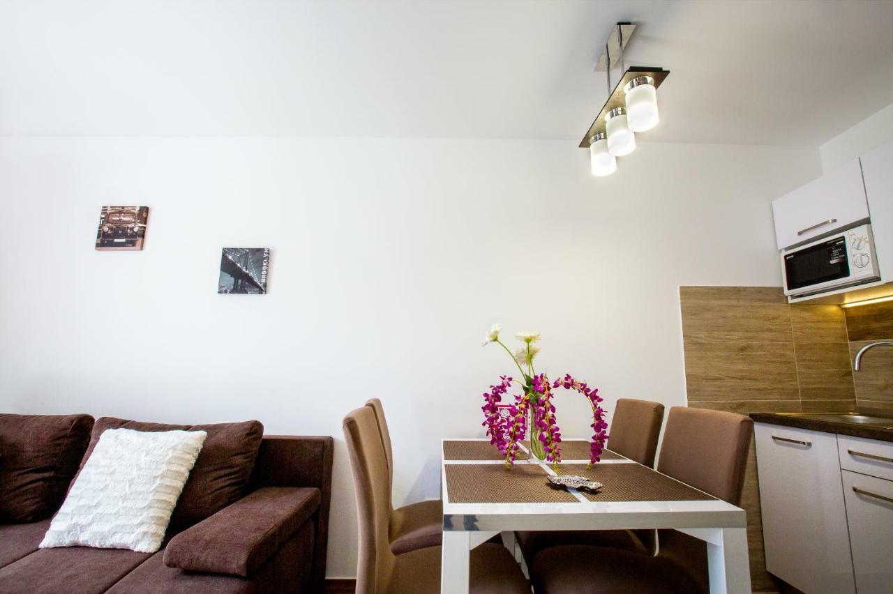 Apartment Nives In The Center - Free Parking *