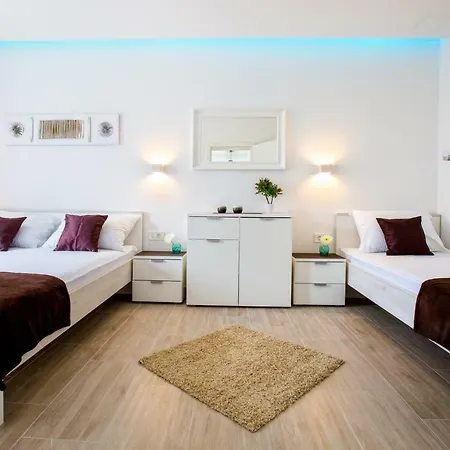 Apartment Nives In The City Center - Free Parking Split Kültér fotó