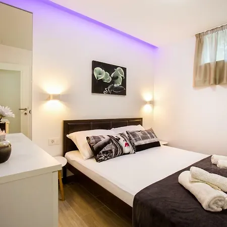 Apartment Nives In The City Center - Free Parking Split Kültér fotó