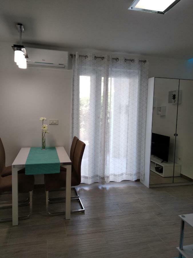 Apartman Nives In The Center - Free Parking *