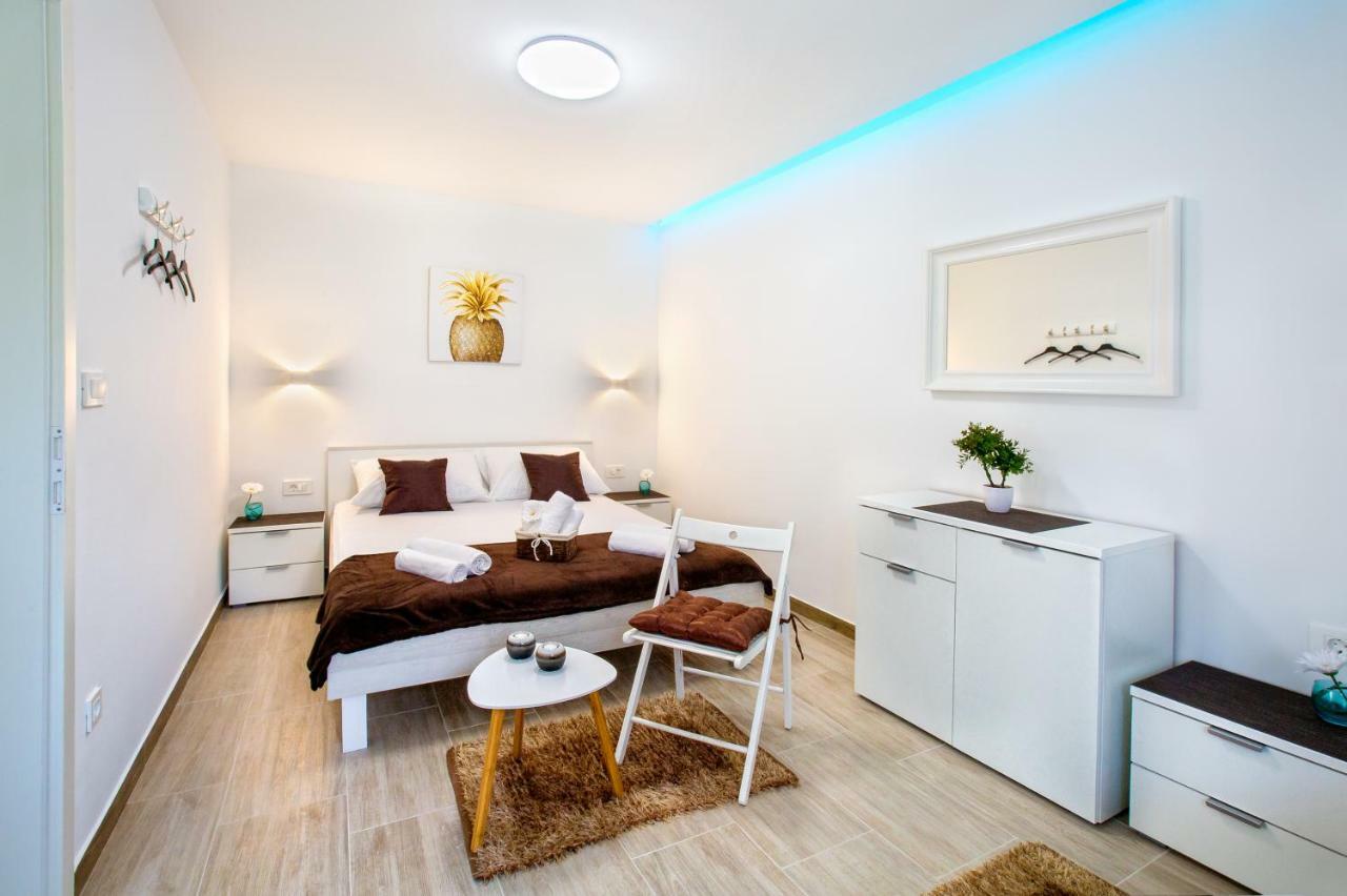 Apartman Nives In The Center - Free Parking *