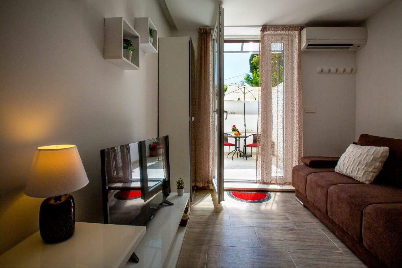Nives In The Center - Free Parking Apartman Split